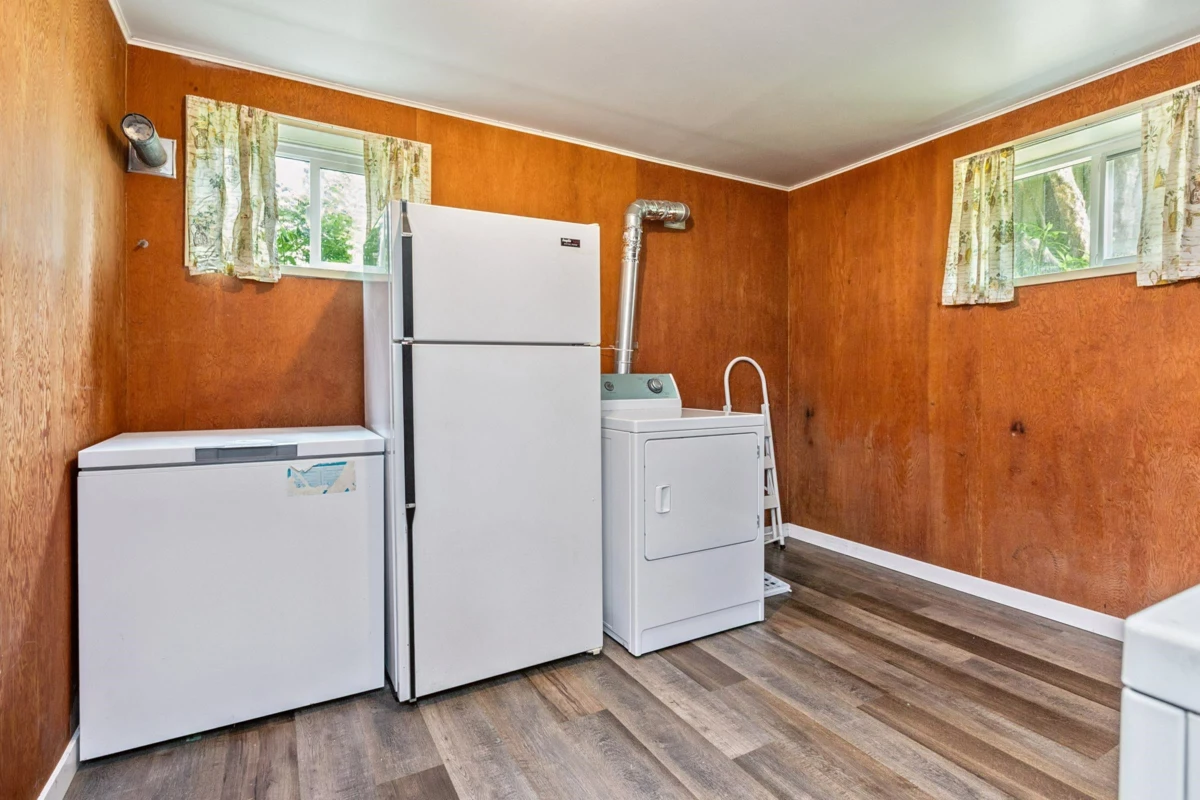 Outdoor Patio Photo of 14093 Magdalen Avenue, White Rock, BC