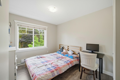 Hallway Photo of 32 16355 82 Avenue, Surrey, BC