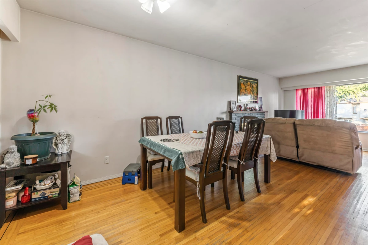 Bedroom 3 Photo of 9761 124a Street, Surrey, BC