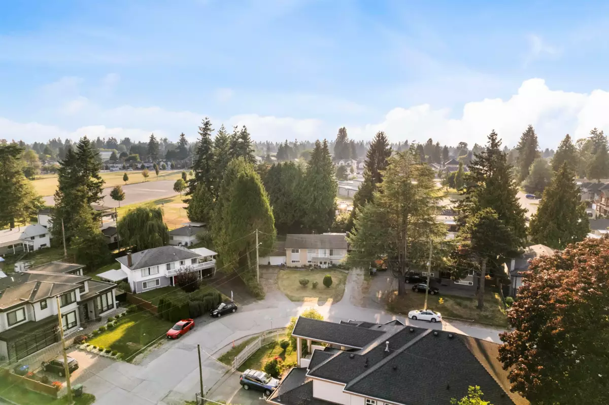 Outdoor Patio Photo of 9761 124a Street, Surrey, BC