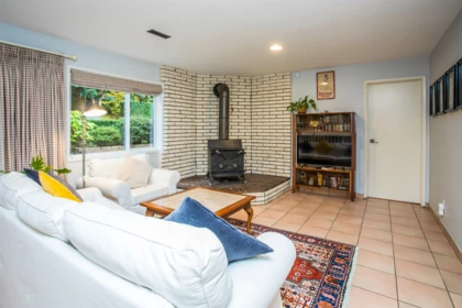 Hallway Photo of 13912 28 Avenue, Surrey, BC