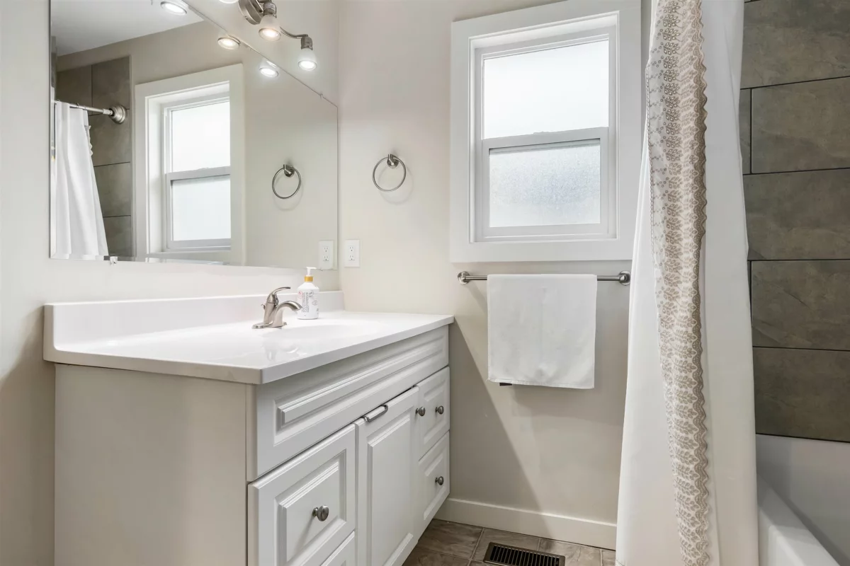 Outdoor Patio Photo of 3 5648 Vedder Road, Chilliwack, BC