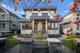 2455 W 10th Avenue, Vancouver, BC