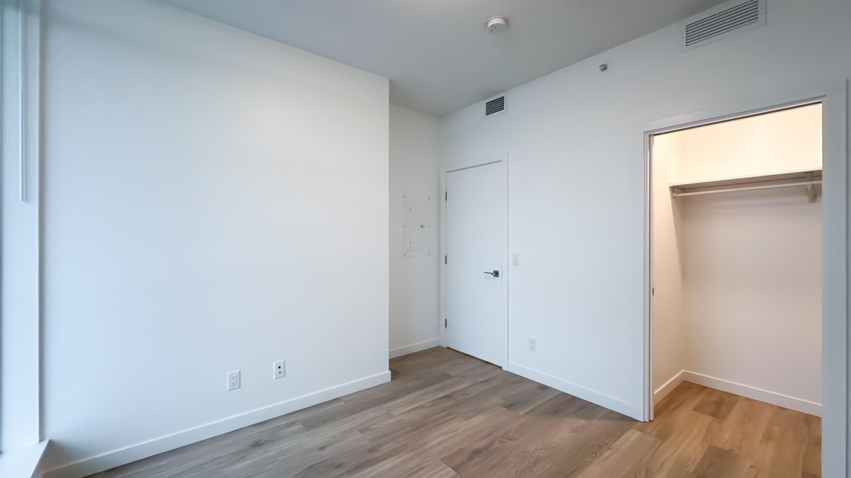 Hallway Photo of 4701 680 Quayside Drive, New Westminster, BC