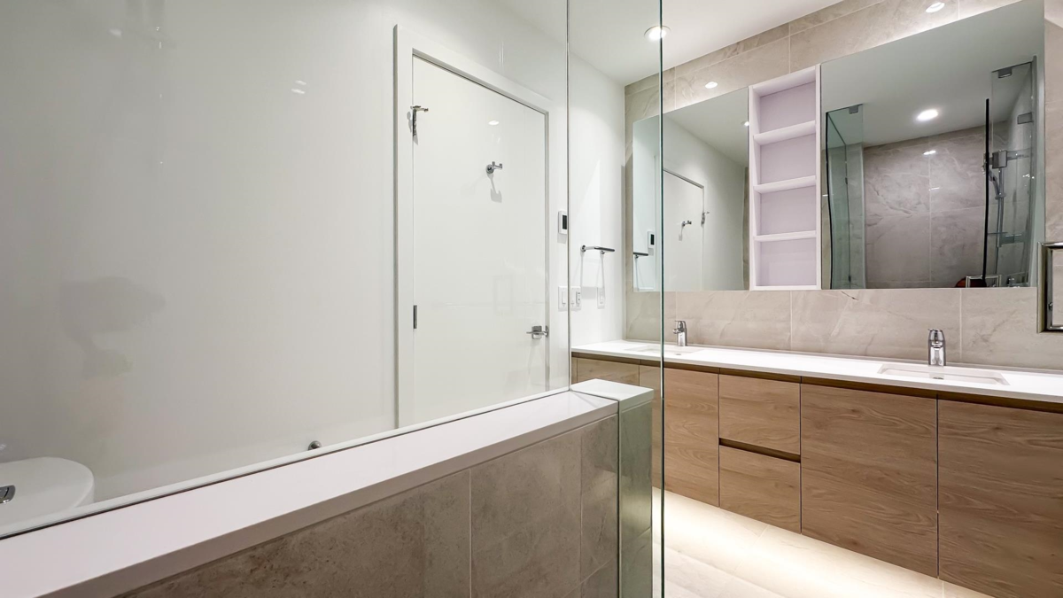 Mudroom Photo of 4701 680 Quayside Drive, New Westminster, BC