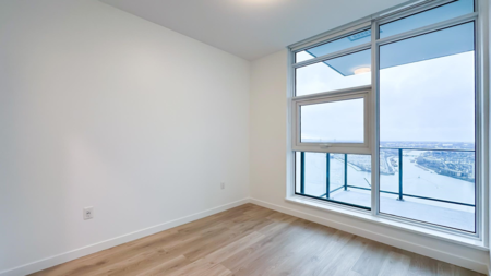 Entry Foyer Photo of 4701 680 Quayside Drive, New Westminster, BC