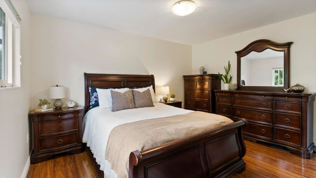 Primary Bedroom Photo of 14409 Chartwell Drive, Surrey, BC