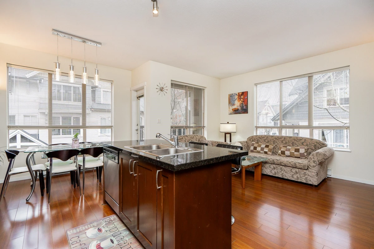 Kitchen Photo of 22 1362 Purcell Drive, Coquitlam, BC