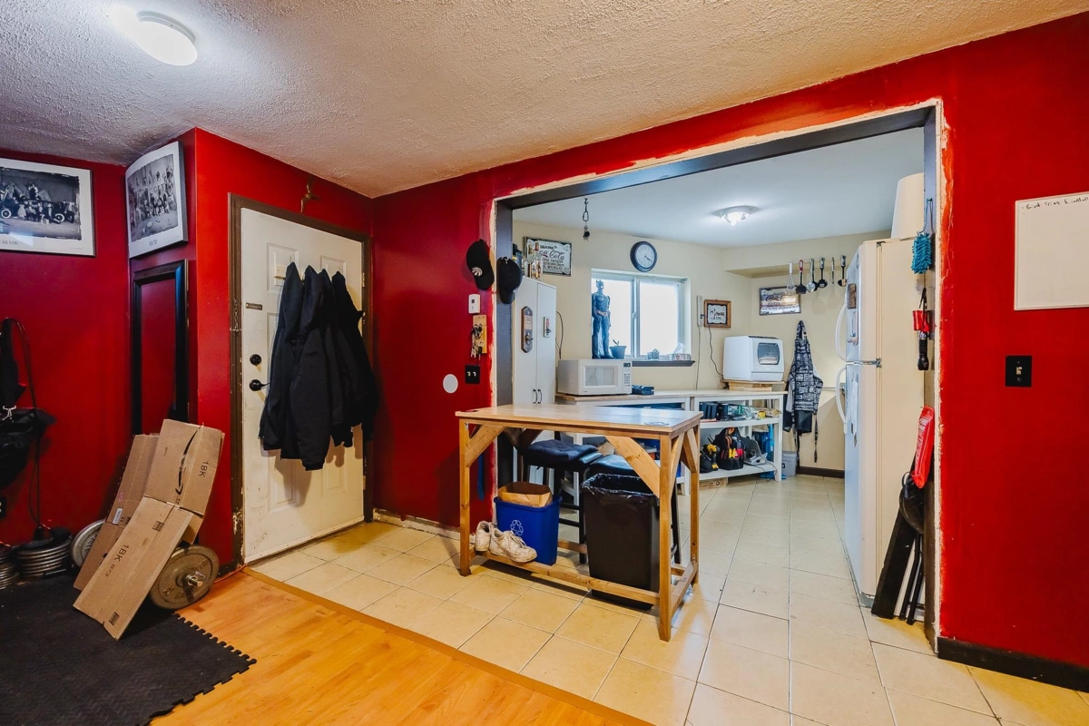 Outdoor Kitchen Photo of 13225 87b Avenue, Surrey, BC