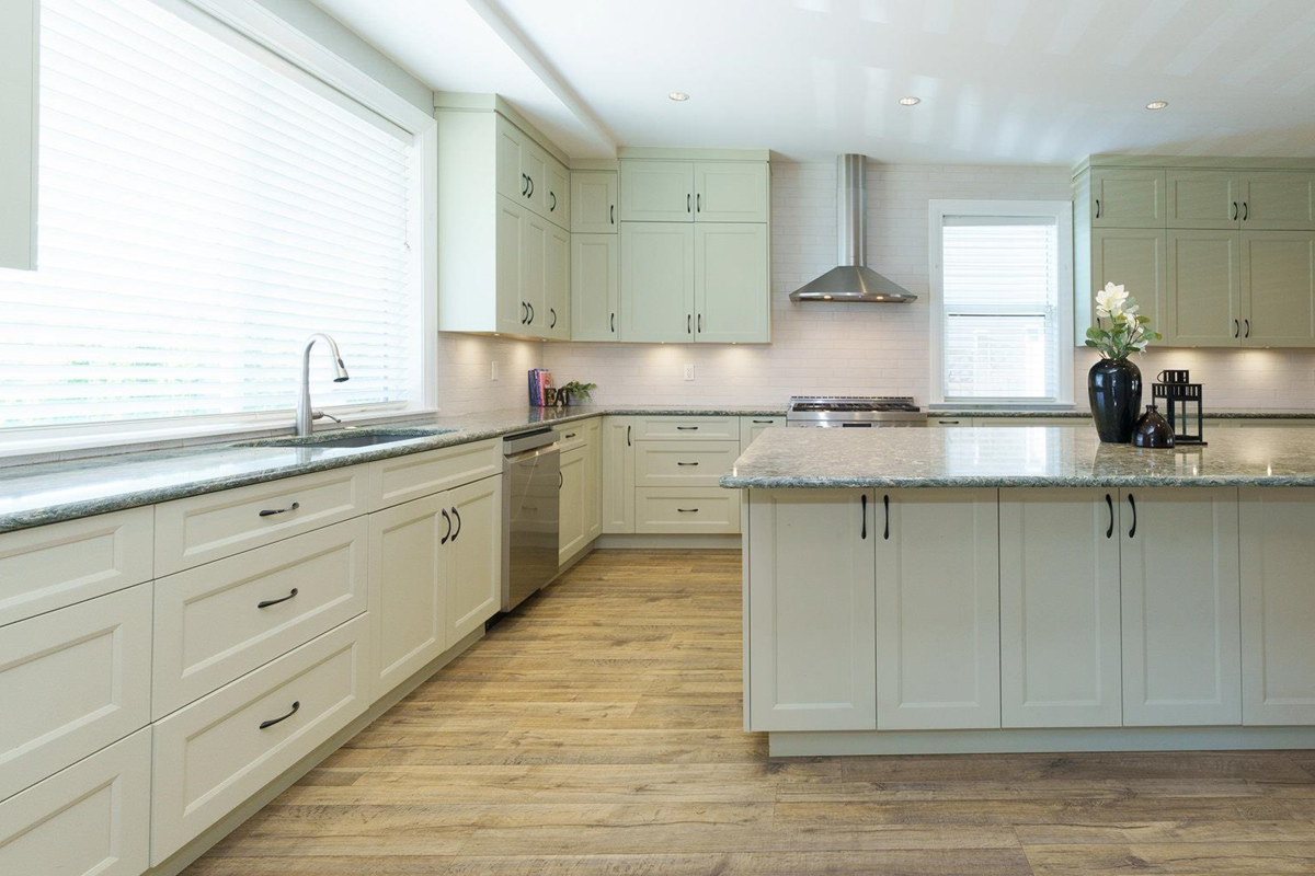 Dining Area Photo of 1055 Charland Avenue, Coquitlam, BC