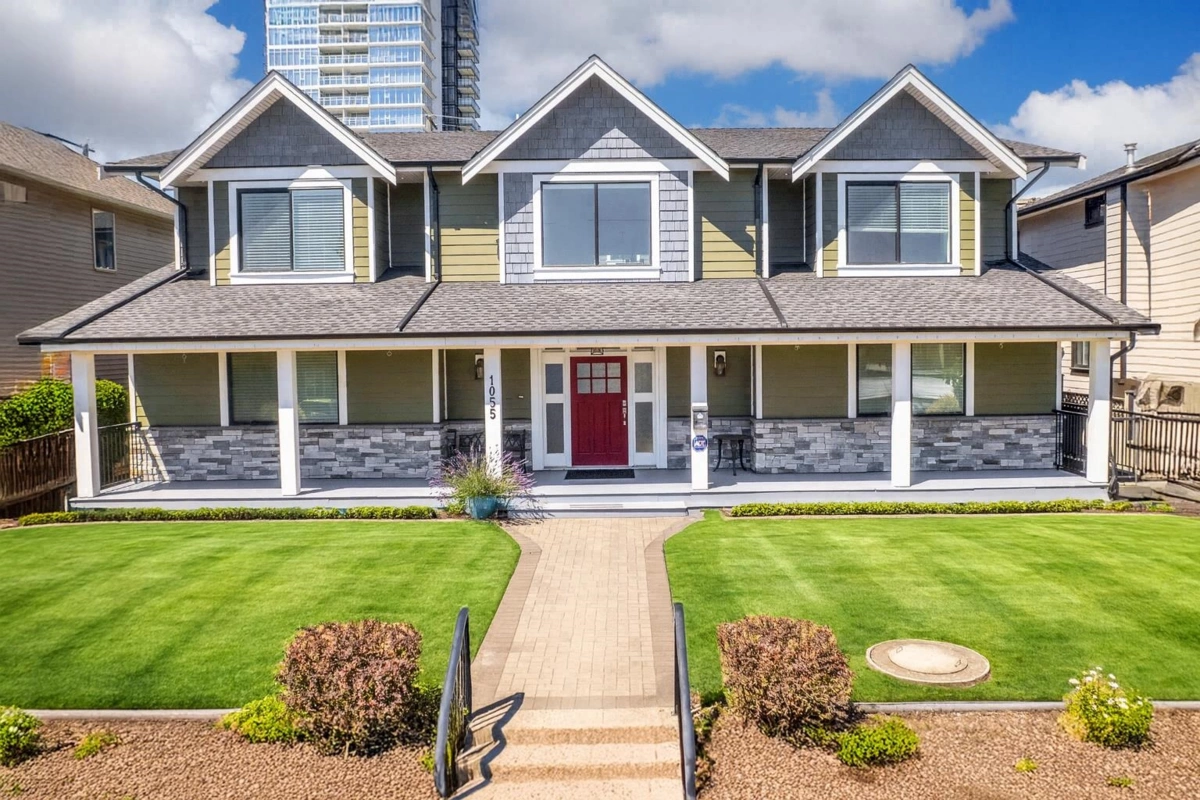 Exterior Front Photo of 1055 Charland Avenue, Coquitlam, BC
