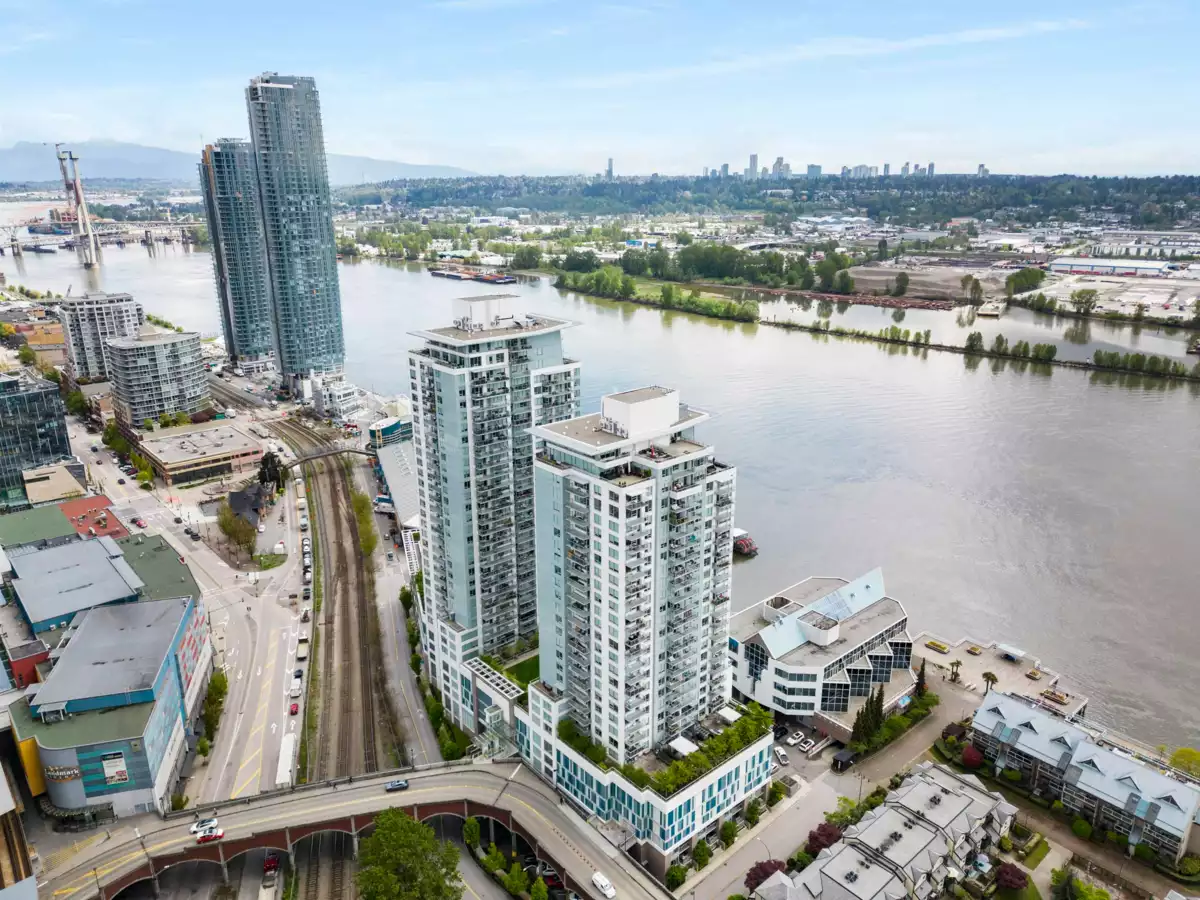 Backyard Photo of 2509 908 Quayside Drive, New Westminster, BC