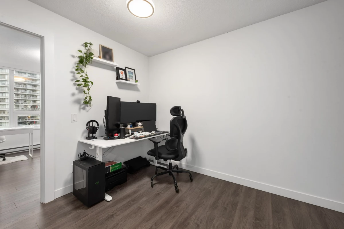 Breakfast Nook Photo of 2509 908 Quayside Drive, New Westminster, BC