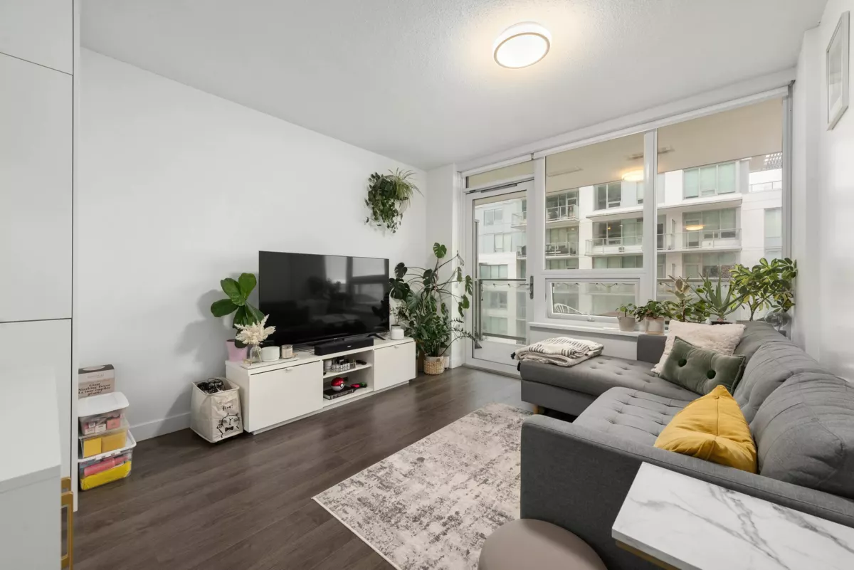 Living Room Photo of 2509 908 Quayside Drive, New Westminster, BC