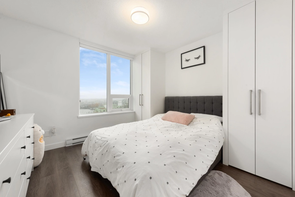 Primary Bedroom Photo of 2509 908 Quayside Drive, New Westminster, BC