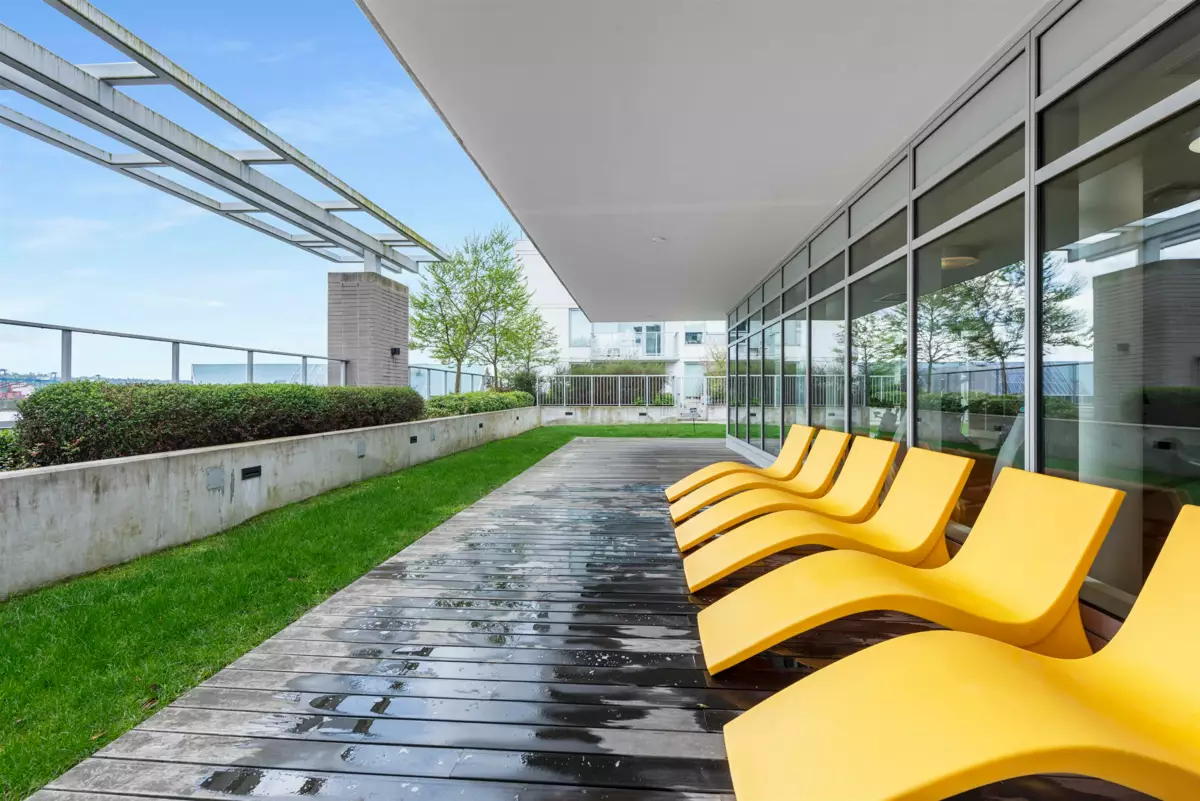 Staircase Photo of 2509 908 Quayside Drive, New Westminster, BC