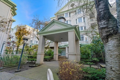 Staircase Photo of 318 15268 105 Avenue, Surrey, BC
