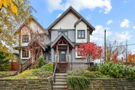 908 E 17th Avenue, Vancouver, BC