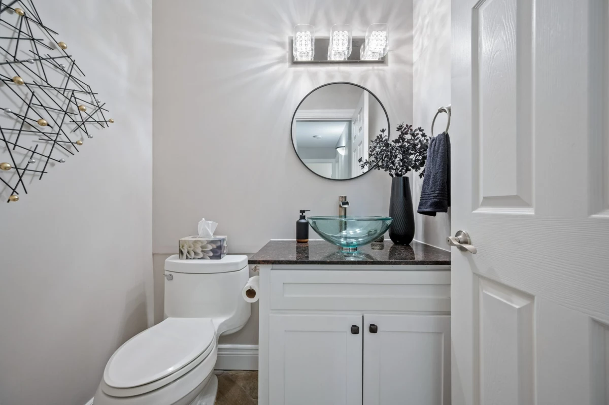 Guest Bathroom Photo of 1563 Wintergreen Place, Coquitlam, BC
