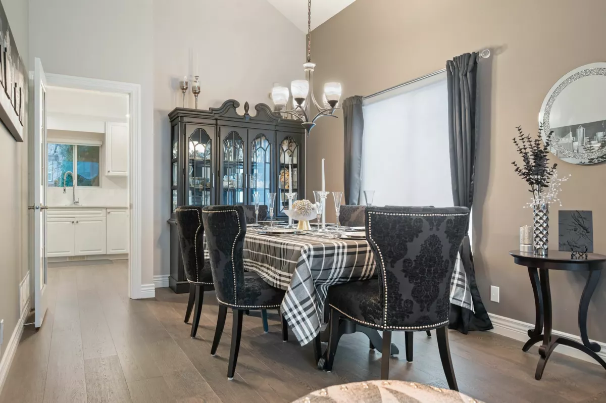 Kitchen Photo of 1563 Wintergreen Place, Coquitlam, BC