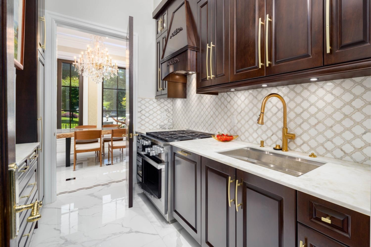 Dining Area Photo of 8483 Wiltshire Street, Vancouver, BC