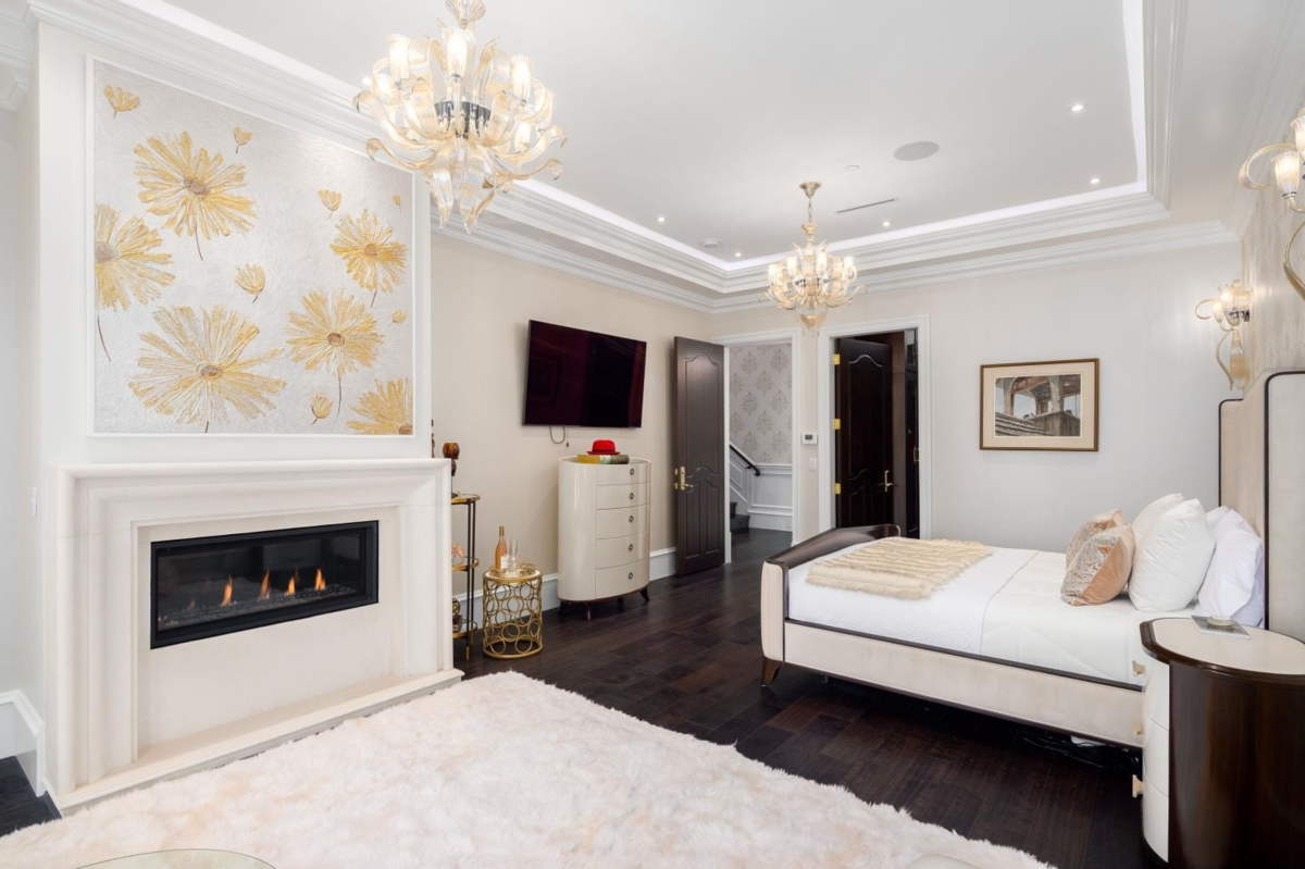 Office / Den Photo of 8483 Wiltshire Street, Vancouver, BC