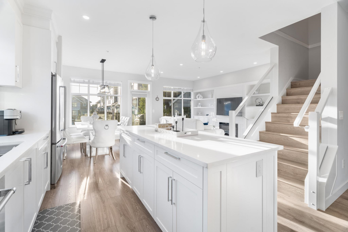 Guest Bathroom Photo of 17 20327 72b Avenue, Langley, BC