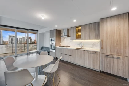 709 4880 Lougheed Highway, Burnaby, BC, Burnaby — Apartment/Condo for sale