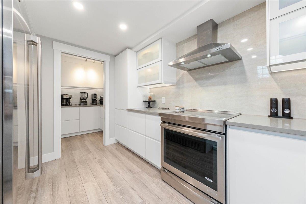 Bedroom 2 Photo of 5 1508 Blackwood Street, White Rock, BC