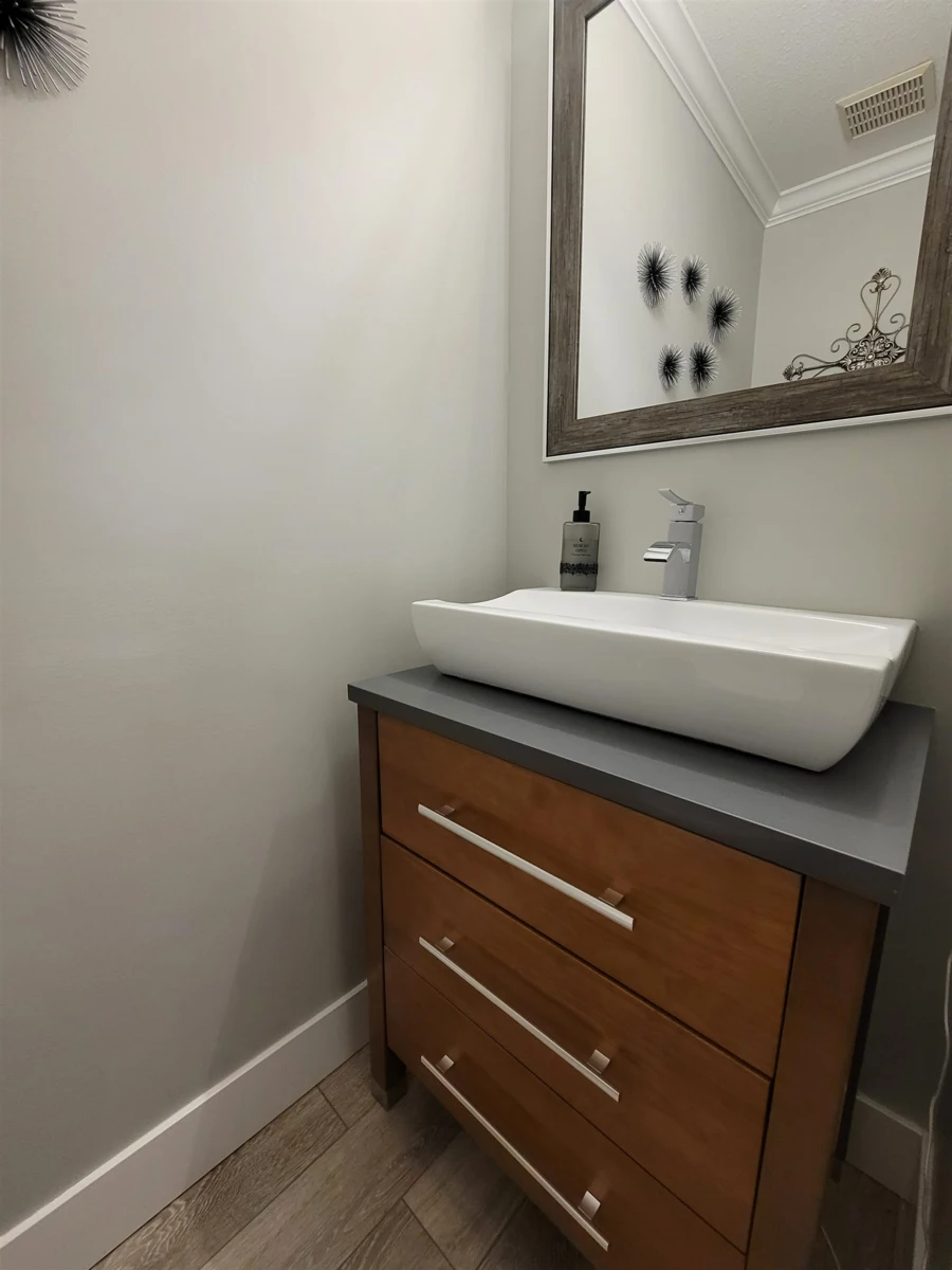 Loft / Bonus Room Photo of 5 1508 Blackwood Street, White Rock, BC