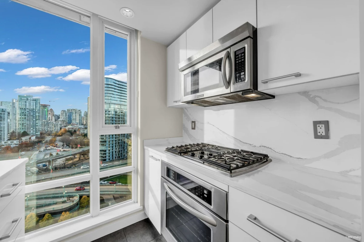 Guest Bathroom Photo of 1906 918 Cooperage Way, Vancouver, BC