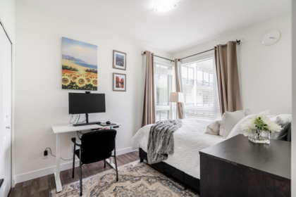 Office / Den Photo of 214 14358 60 Avenue, Surrey, BC