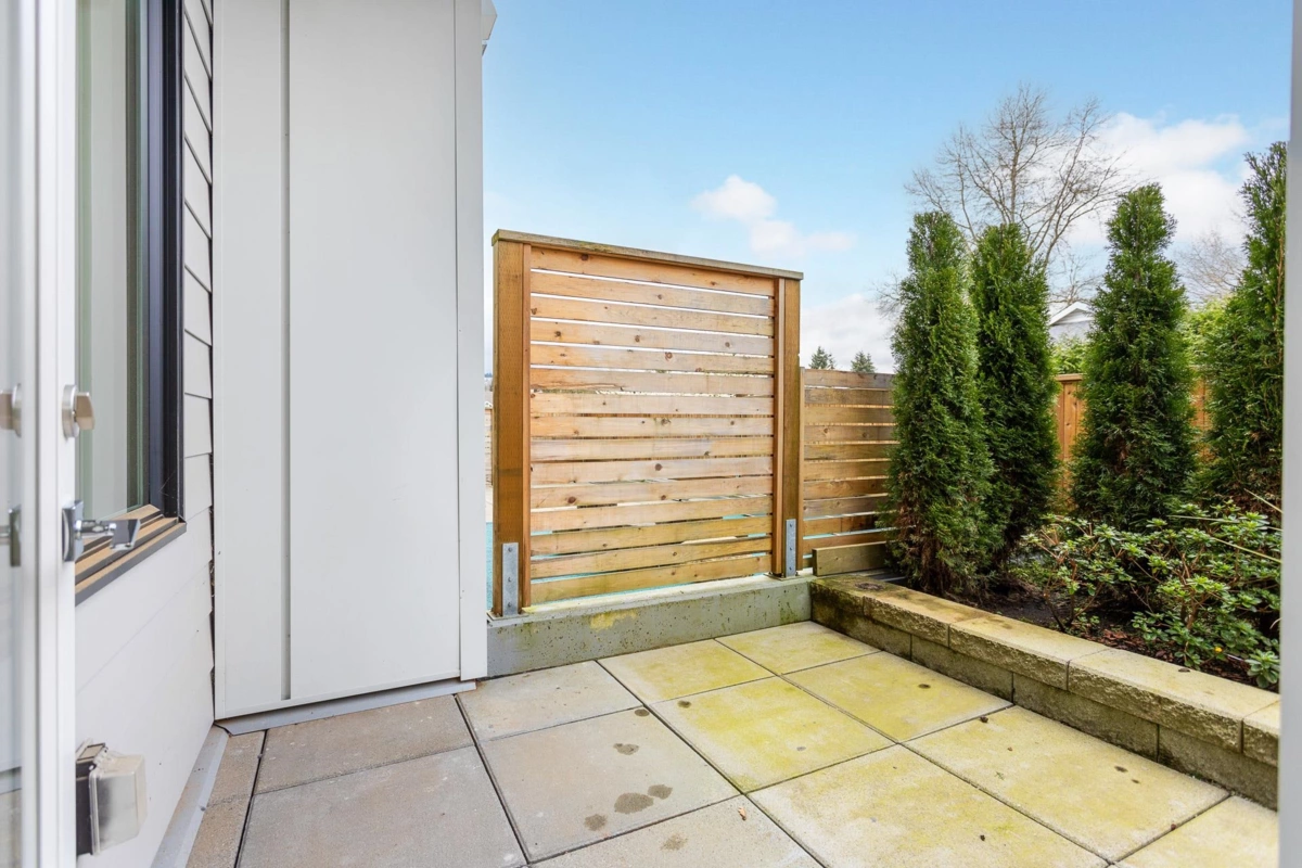 Guest Bathroom Photo of 108 2345 Rindall Avenue, Port Coquitlam, BC