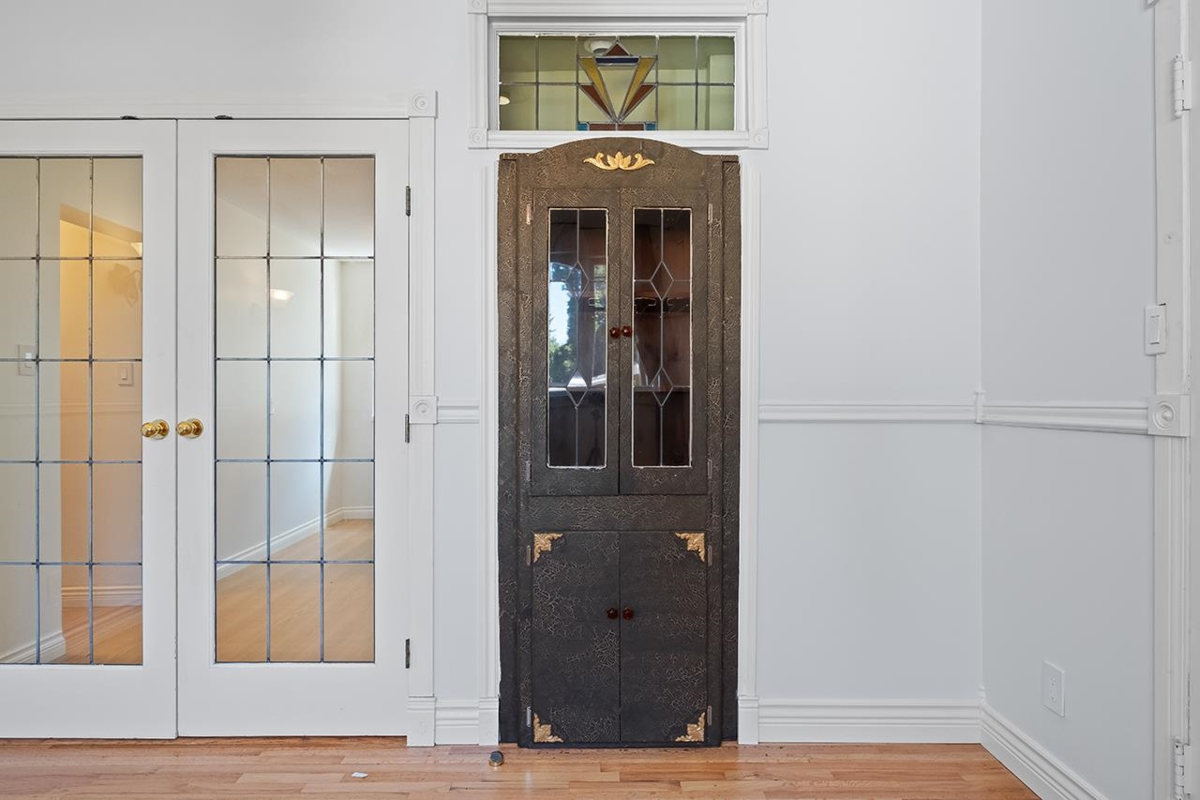 Kitchen Photo of 1027 Nanaimo Street, New Westminster, BC