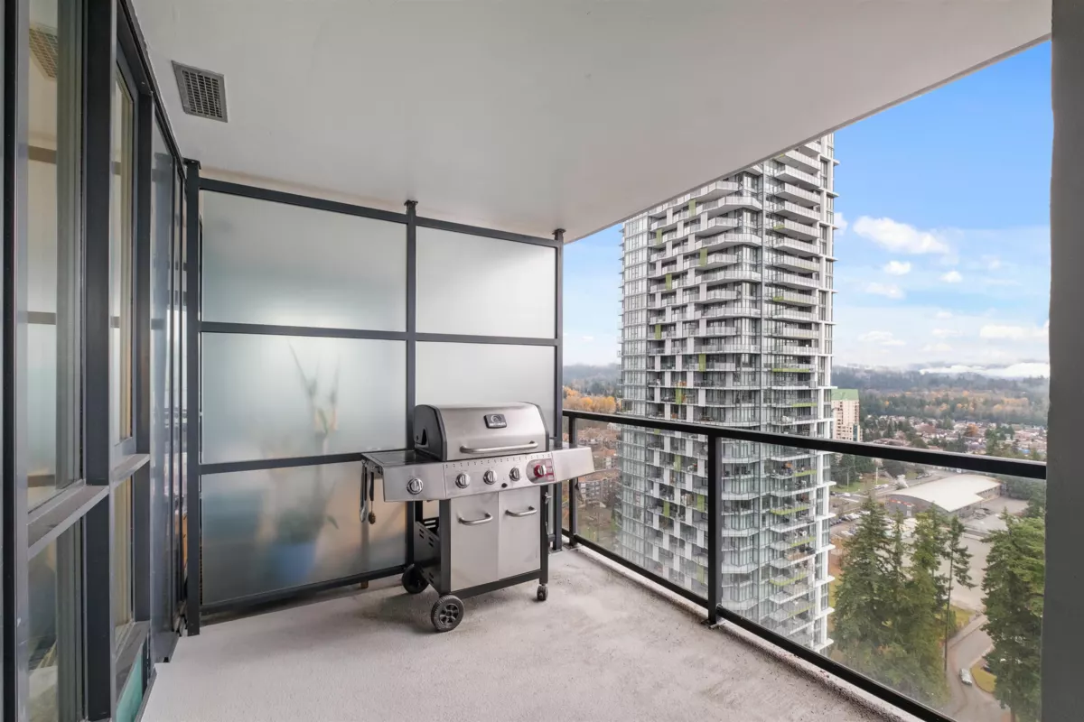 Kitchen Island Photo of 3003 1178 Heffley Crescent, Coquitlam, BC