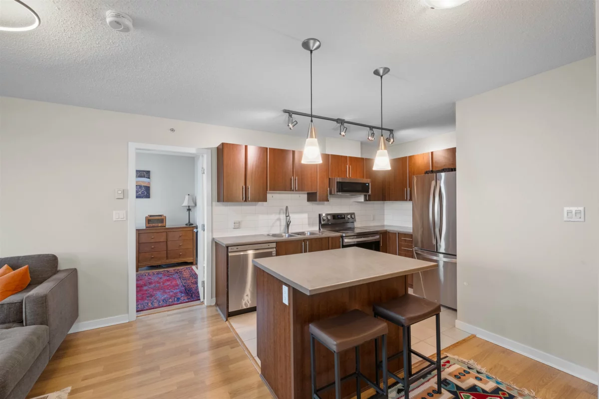 Primary Bathroom Photo of 3003 1178 Heffley Crescent, Coquitlam, BC