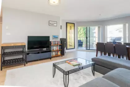 302 2968 Burlington Drive, Coquitlam, BC, Coquitlam — Apartment/Condo for sale