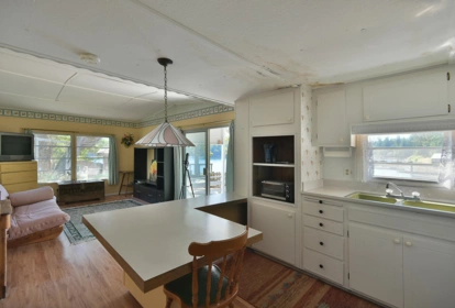 Basement Recreation Room Photo of 4776 Francis Peninsula Road, Pender Harbour, BC