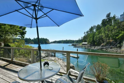 Guest Bathroom Photo of 4776 Francis Peninsula Road, Pender Harbour, BC