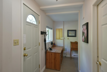 Kitchen Island Photo of 4776 Francis Peninsula Road, Pender Harbour, BC