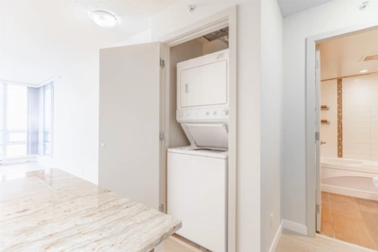 Powder Room Photo of 1202 3111 Corvette Way, Richmond, BC