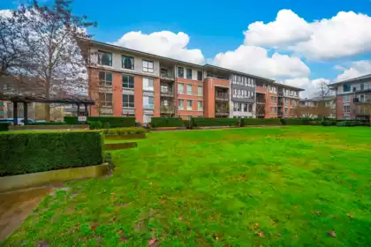 103 1135 Windsor Mews, Coquitlam, BC, New Horizons — 2 bed apartment/condo for sale