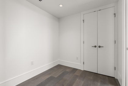 Powder Room Photo of 1102 1500 Martin Street, White Rock, BC