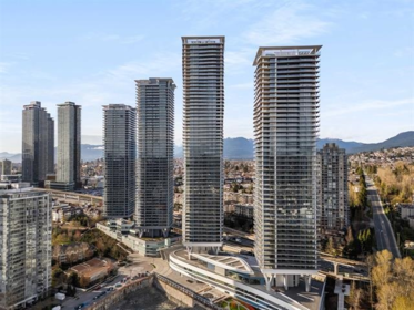 401 4890 Lougheed Highway, Burnaby, BC, Brentwood Park — 1 bed apartment/condo for sale