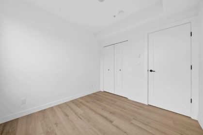 Mudroom Photo of 318 2493 Montrose Avenue, Abbotsford, BC