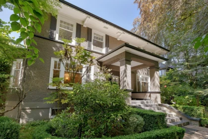 1649 W 29th Avenue, Vancouver, BC, Vancouver — Single Family Residence for sale