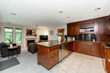 1174 Strathaven Drive, North Vancouver, BC, North Vancouver — Townhouse for sale