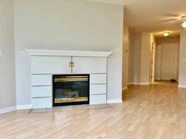210 12911 Railway Avenue, Richmond, BC, Richmond — Apartment/Condo for sale