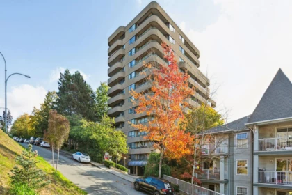 Kitchen Photo of 402 1026 Queens Avenue, New Westminster, BC