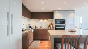 1302 1632 Lions Gate Lane, North Vancouver, BC